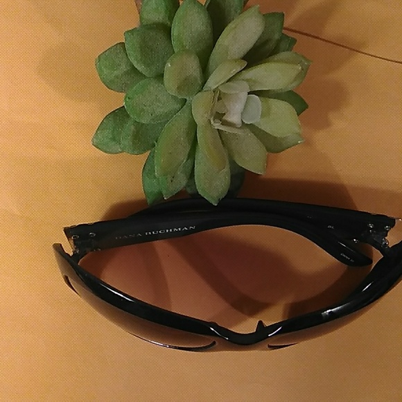 DANA BUCHMAN SUNGLASSES - Picture 3 of 8